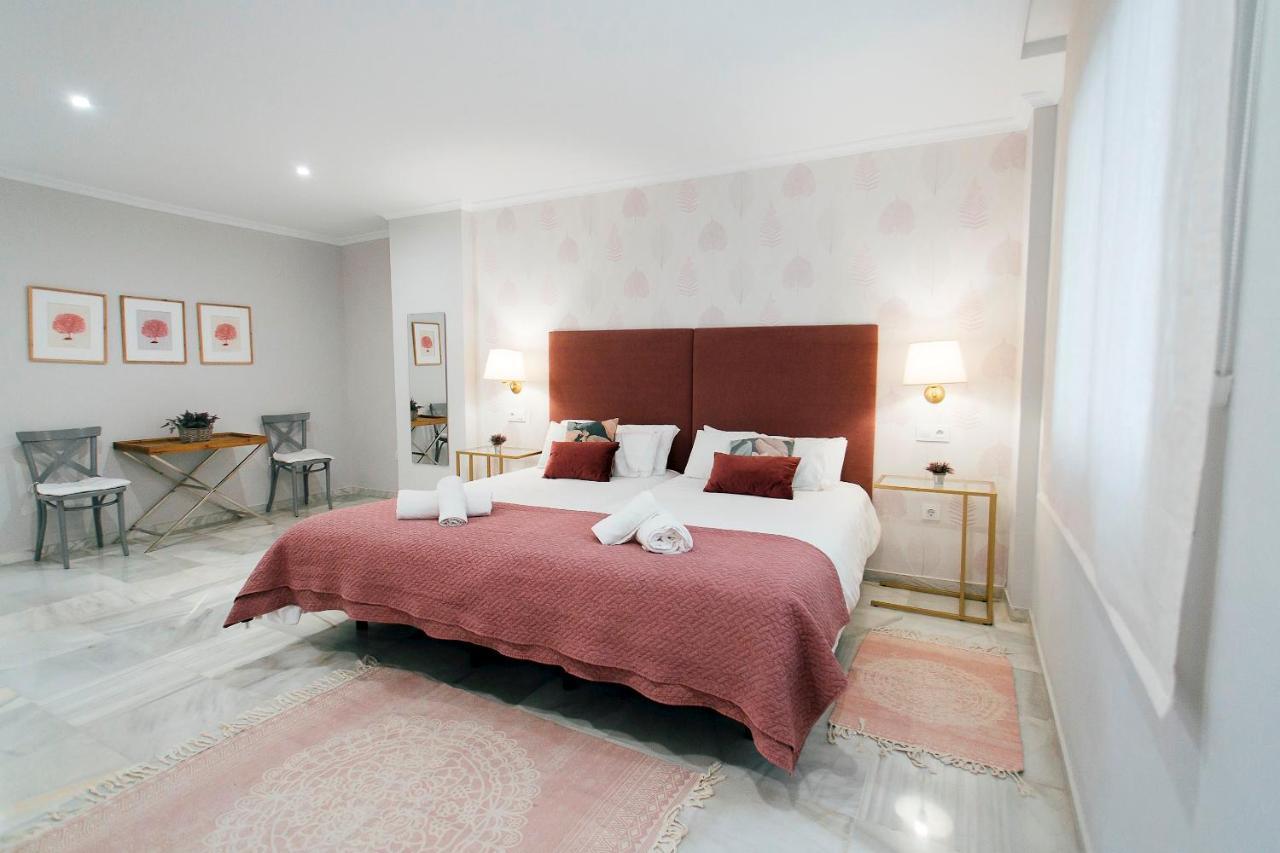 Minty Stay - 3Bd Cathedral Seville Luaran gambar