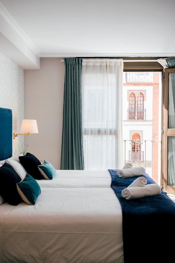 Minty Stay - 3Bd Cathedral Seville Luaran gambar