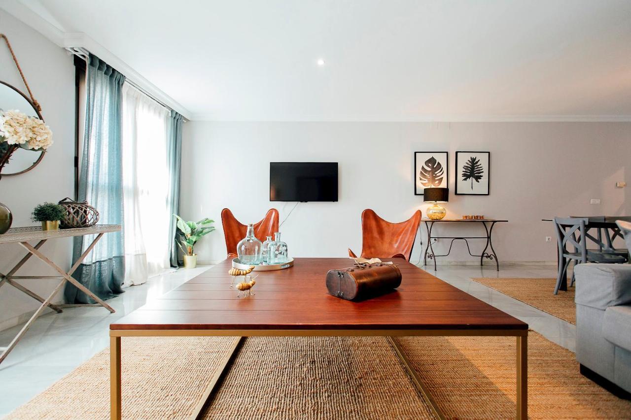 Minty Stay - 3Bd Cathedral Seville Luaran gambar