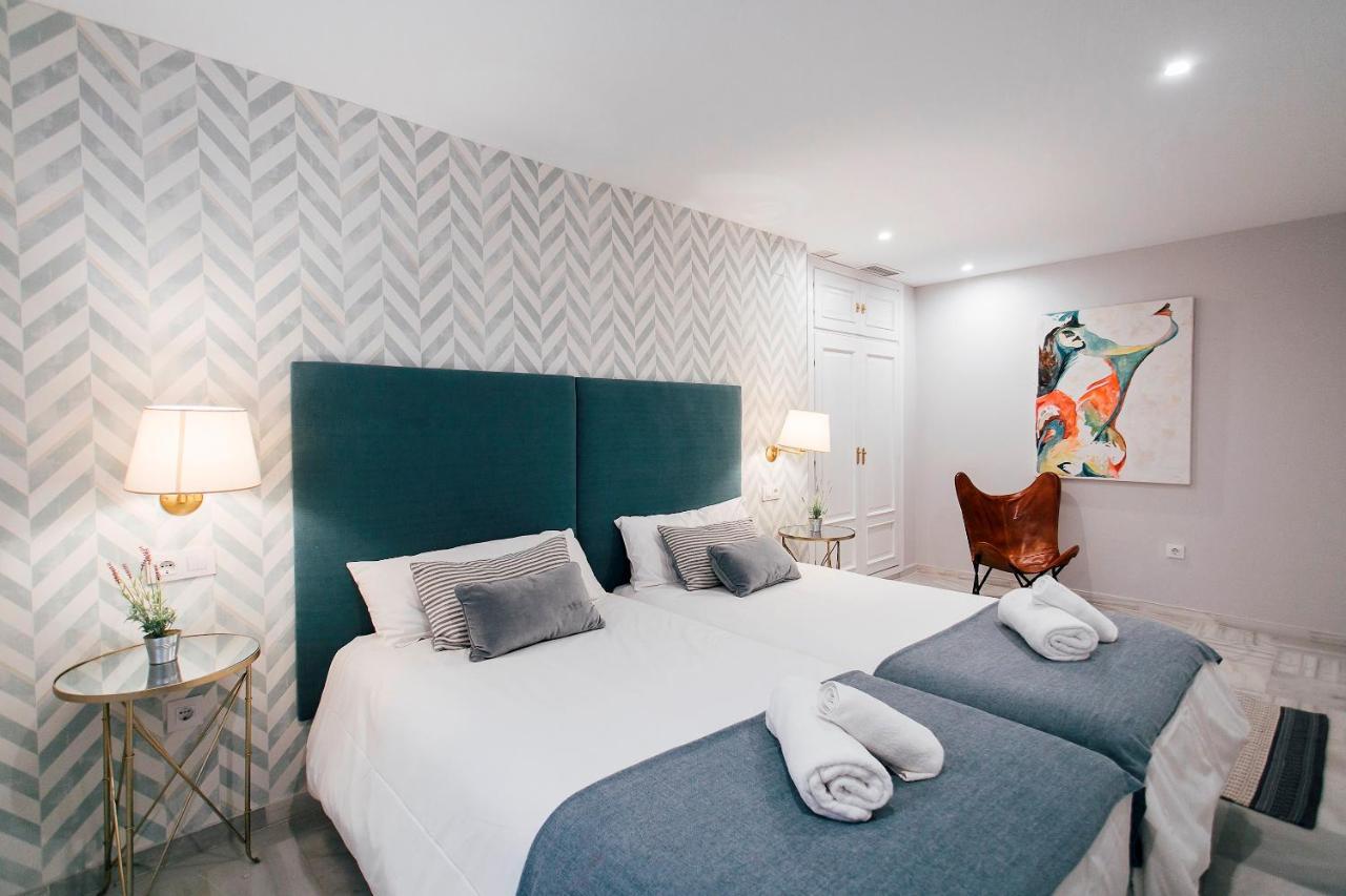 Minty Stay - 3Bd Cathedral Seville Luaran gambar